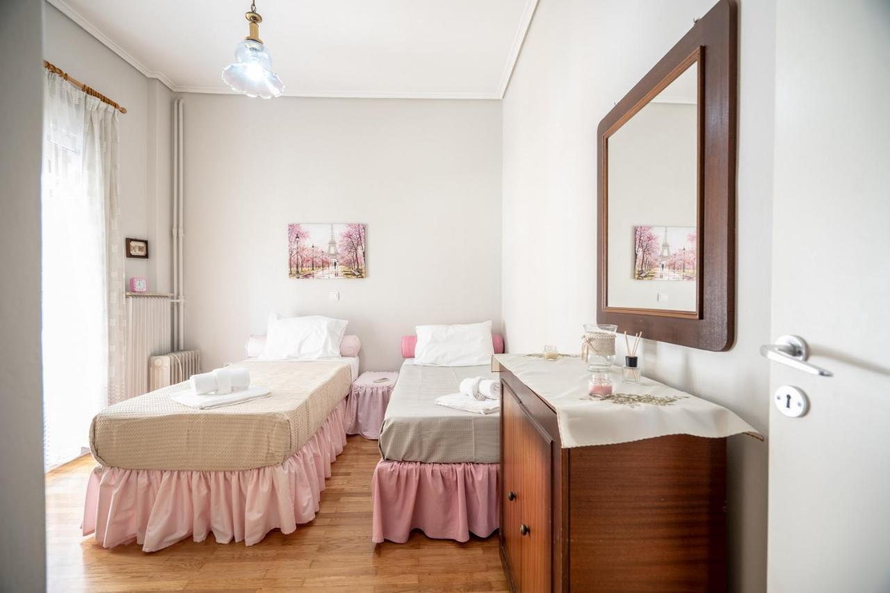 Family Apartment At Kalithea 2 Bedrooms 4 Pers Athens Exterior photo